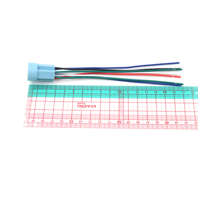 帶有 20mm 電線連接器的按鈕開關的電線組件