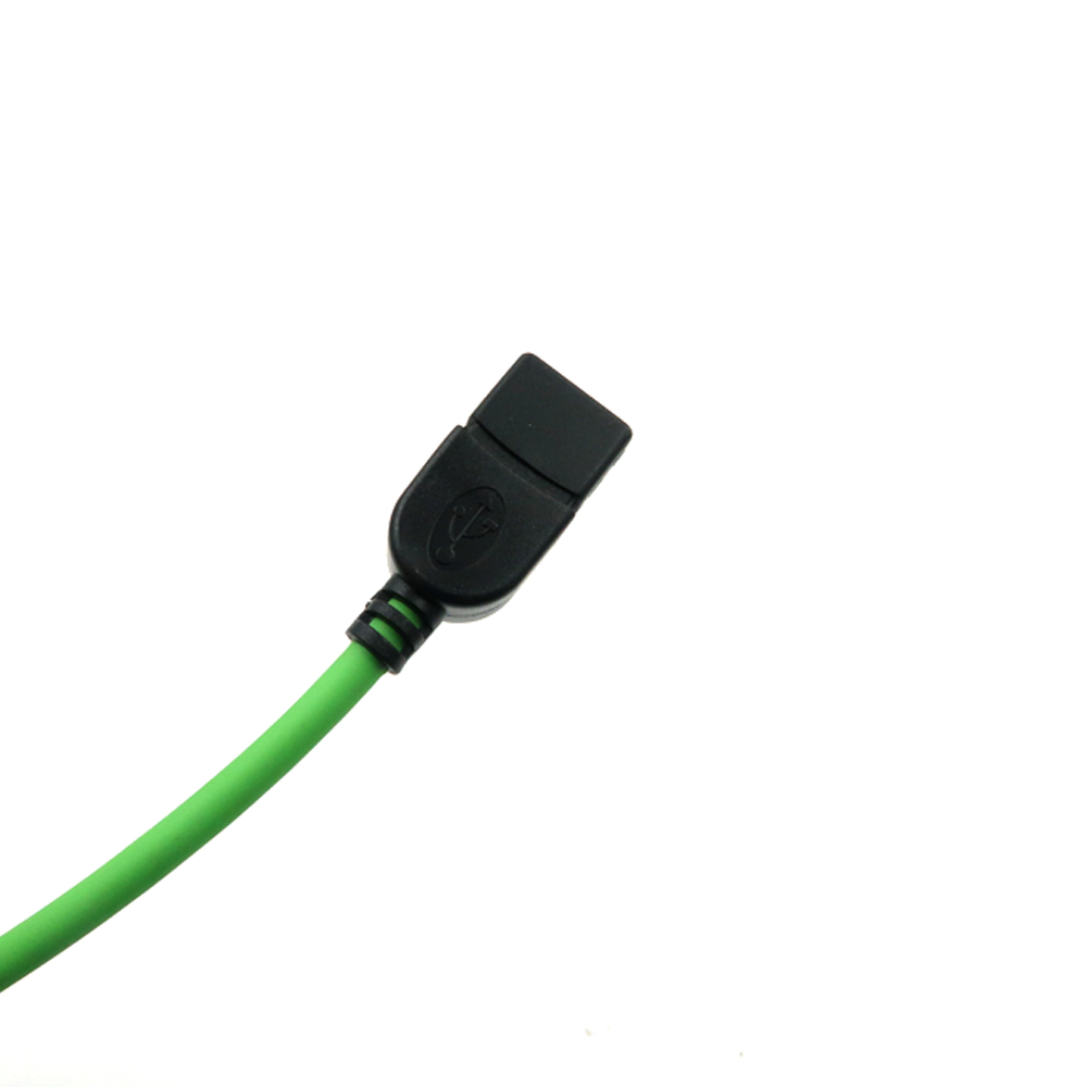 Vodotěsn&aacute; elektrick&aacute; leteck&aacute; z&aacute;strčka M8 s personalizovan&yacute;m kovov&yacute;m a USB kabelem